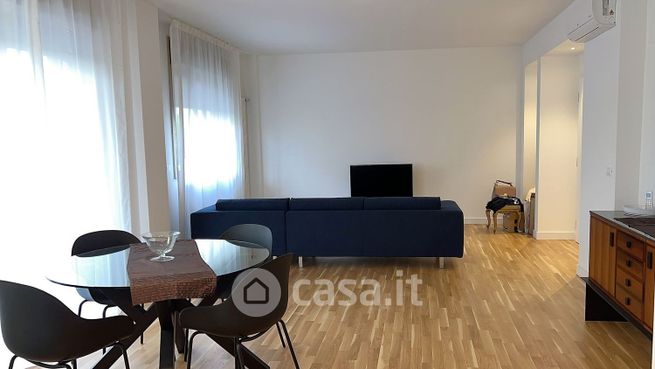 Appartamento in residenziale in Via Emilia 65