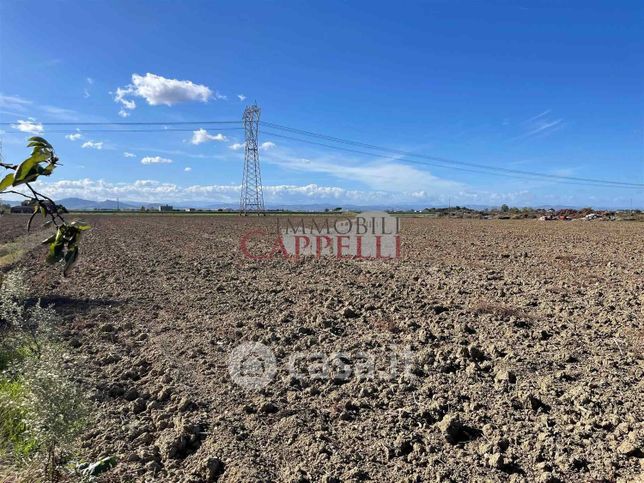 Terreno agricolo in commerciale in Via Spreti