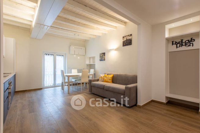 Appartamento in residenziale in Via Panfilo Castaldi 27