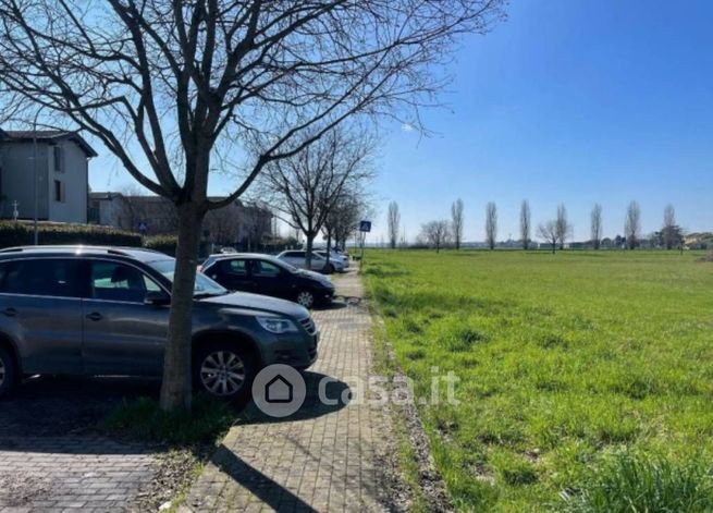 Terreno agricolo in commerciale in Via Don Astolfi