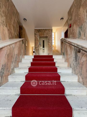 Appartamento in residenziale in Via Romagna 7