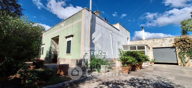 Rustico/casale in residenziale in Via Martiri della Libertà