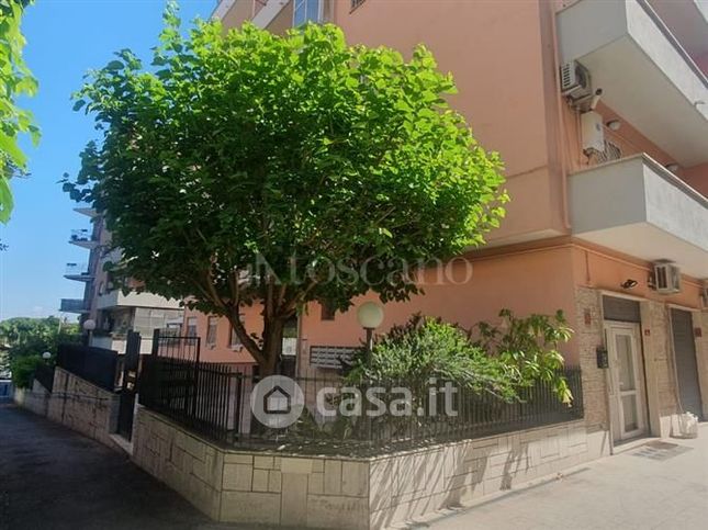 Appartamento in residenziale in Via Altacomba