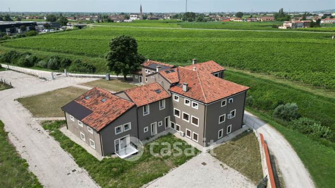 Appartamento in residenziale in Via Casette 2