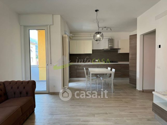 Appartamento in residenziale in Via Fogolari