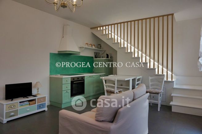 Appartamento in residenziale in Via Cesare Battisti 10