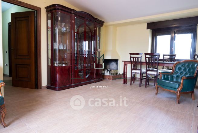 Attico/mansarda in residenziale in Via Nazionale 213