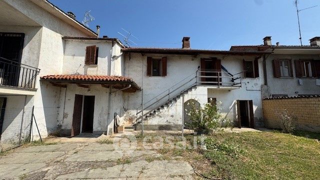 Casa indipendente in residenziale in Via Roma