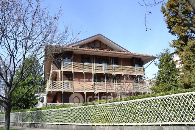 Appartamento in residenziale in Corso Rodolfo Montevecchio 35