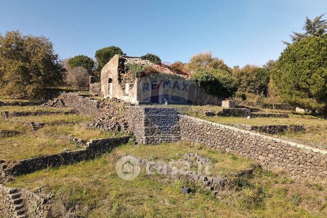 Terreno edificabile in residenziale in Via Alcide de Gasperi 26