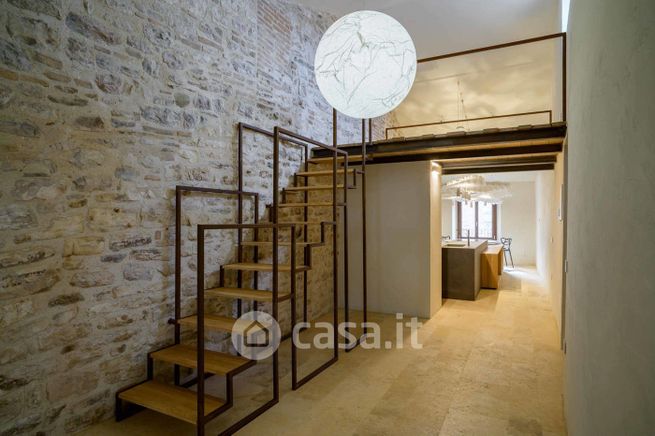 Appartamento in residenziale in Via dei Consoli 21