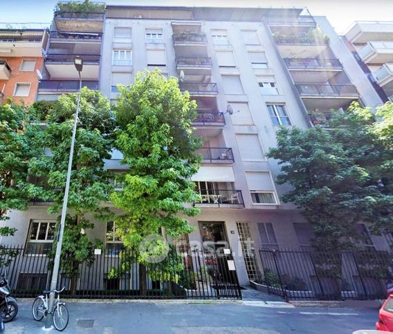 Appartamento in residenziale in Via Luigi Capranica 16