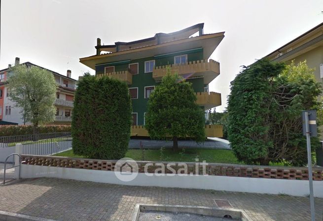 Attico/mansarda in residenziale in Via del Quadrante 31