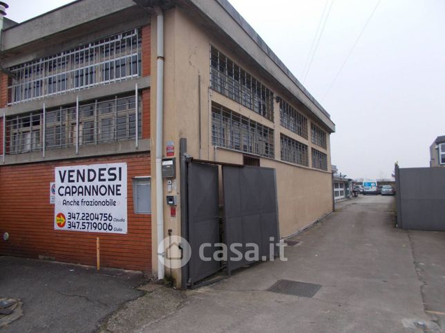 Capannone in commerciale in Via Curtatone 5