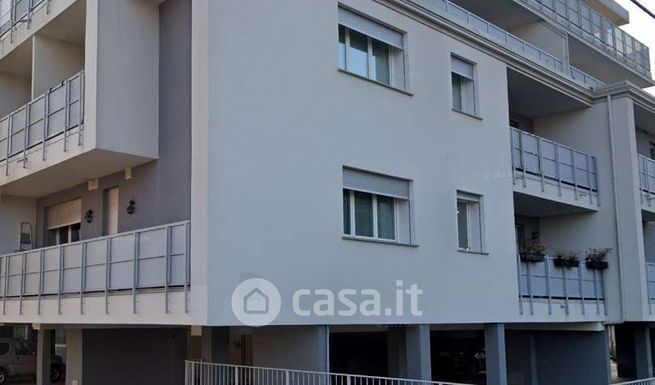 Appartamento in residenziale in Via San Dionigi 5