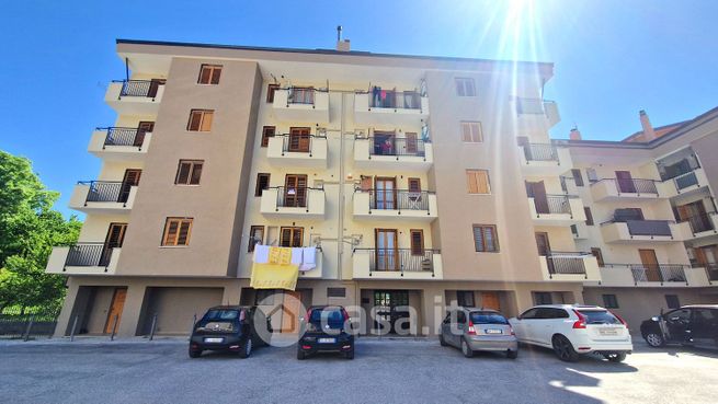 Appartamento in residenziale in Via Francesco Manfra 3