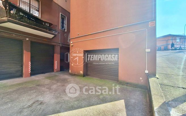 Box/posto auto in residenziale in Viale del Piave 167