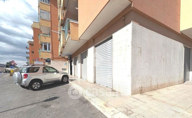 Capannone in commerciale in Via Andria 76