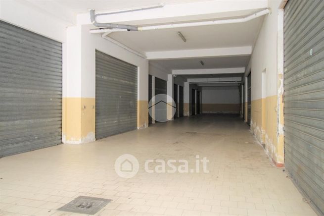 Garage/posto auto in residenziale in Via Nazionale 91