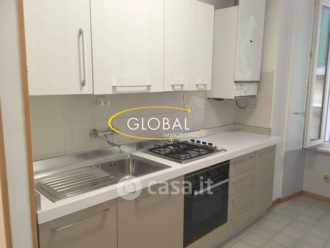 Appartamento in residenziale in Via Astagno 25