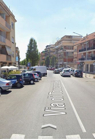 Attivitã /licenza (con o senza mura) in commerciale in Via di Torrevecchia