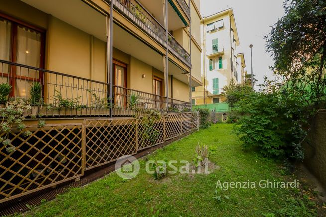 Appartamento in residenziale in Via Casimiro Corradi 13