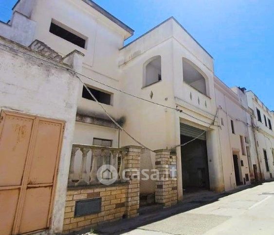 Casa indipendente in residenziale in Via Frà Basiliano