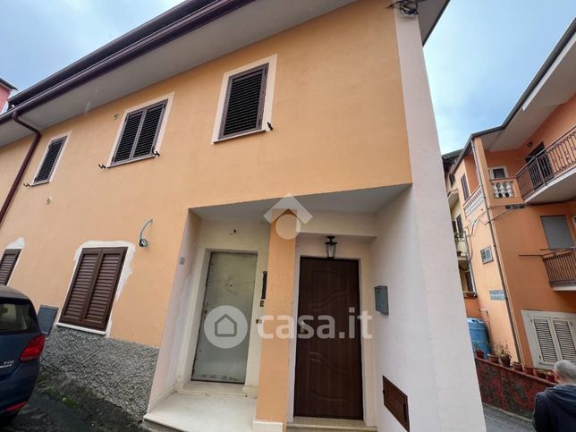 Appartamento in residenziale in Via Madonna della Spina 41