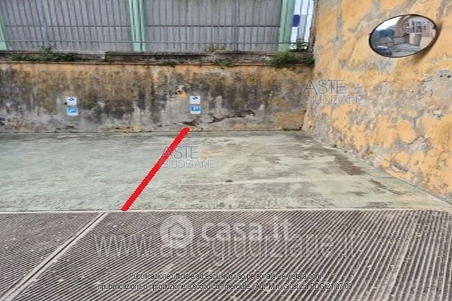 Box/posto auto in residenziale in Via Palmiro Togliatti 9