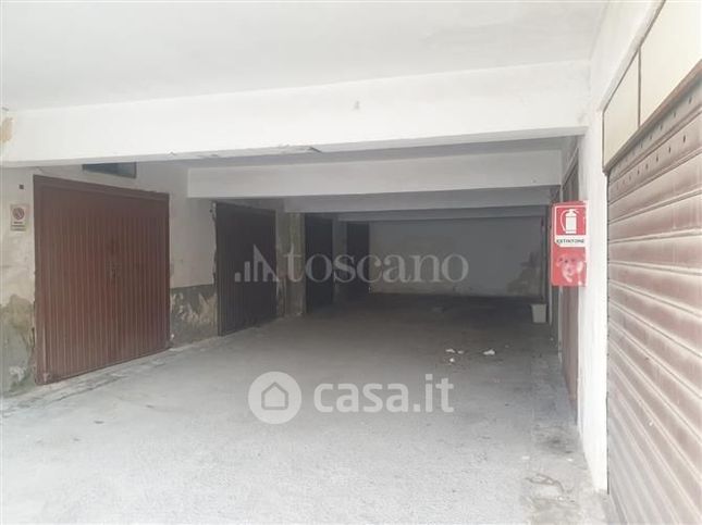 Garage/posto auto in residenziale in Via Calcante