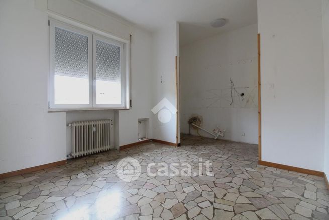 Appartamento in residenziale in Via Michelangelo Cardina 25