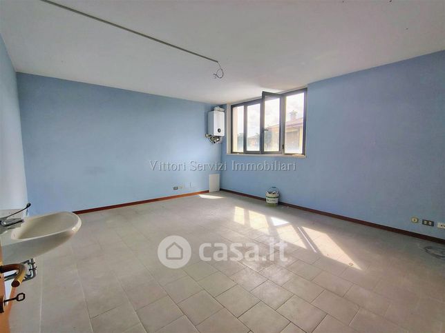 Ufficio in commerciale in Piazza Giulio Neri