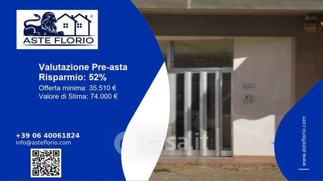 Ufficio in commerciale in Via Poggilupi