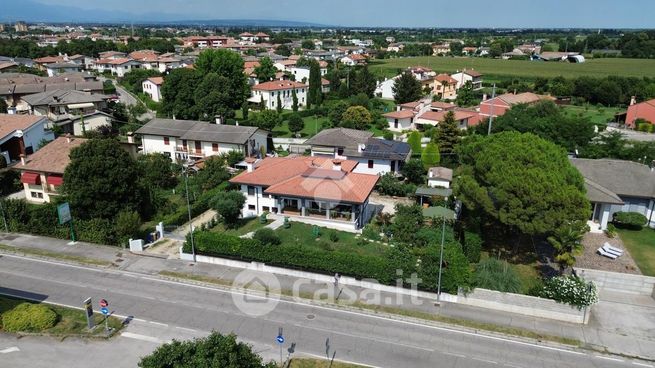 Villa in residenziale in Borgo Padova 85