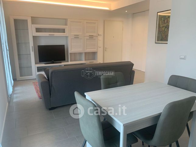 Appartamento in residenziale in Via E. Cantaluppi 78