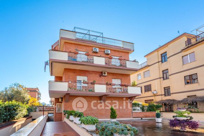 Appartamento in residenziale in Via Selene 46