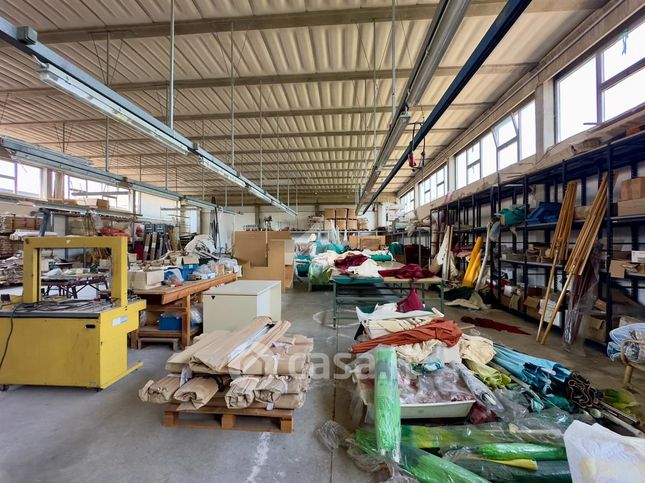 Capannone in commerciale in Via Tosco Romagnola 100
