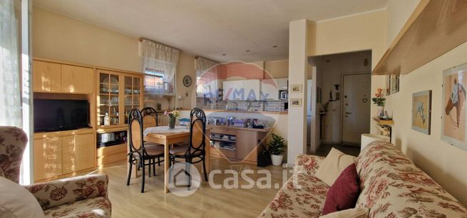 Appartamento in residenziale in Via Medaglie D'Oro 23