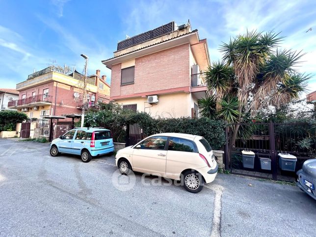 Appartamento in residenziale in Via Silvestro Lega 19