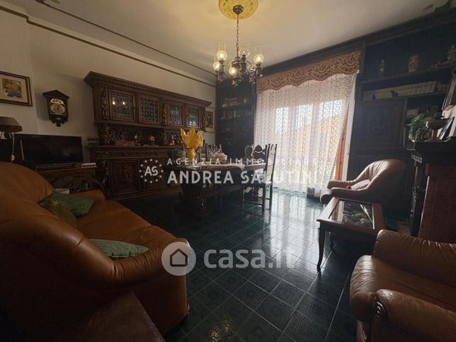 Casa indipendente in residenziale in Piazza Daniele Manin