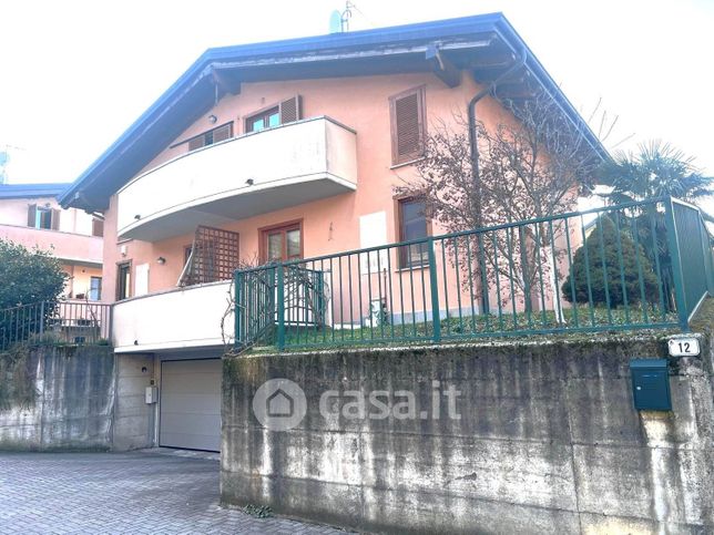 Appartamento in residenziale in Via alla Chiesa 12