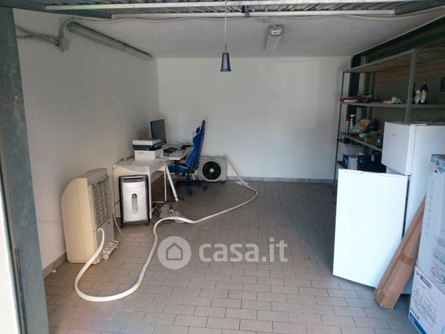 Garage/posto auto in residenziale in 