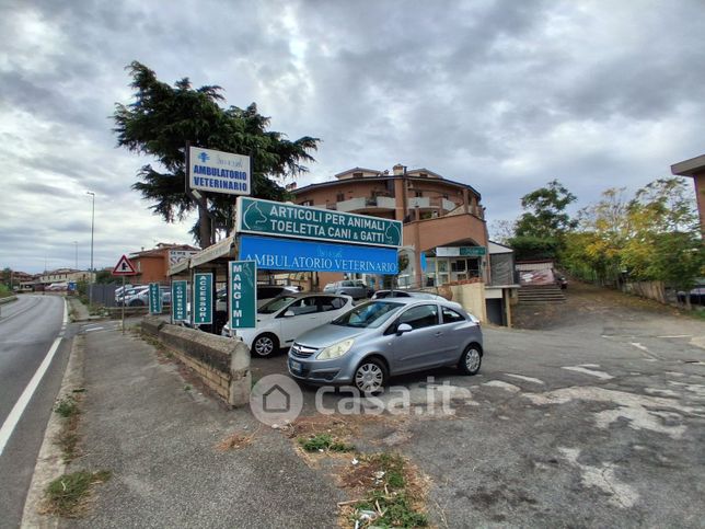 Box/posto auto in residenziale in Via Casilina 3034