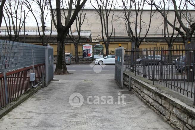 Garage/posto auto in residenziale in Via Fiume 6