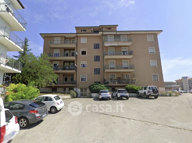 Appartamento in residenziale in Viale Caduti di Via Fani 18