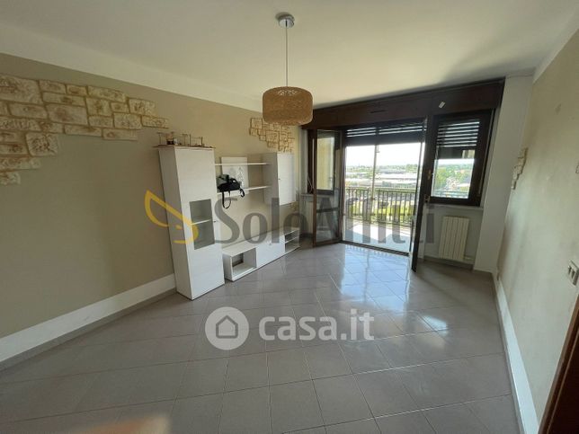 Appartamento in residenziale in Via F.lli Macario 66