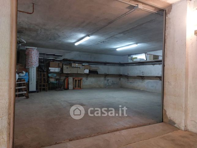 Box/posto auto in residenziale in Via Generale Ardoino 178
