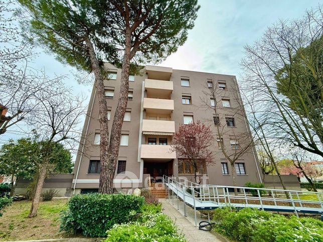 Appartamento in residenziale in Via Mario Neri 1
