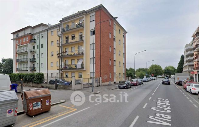 Appartamento in residenziale in Via Corsica 313