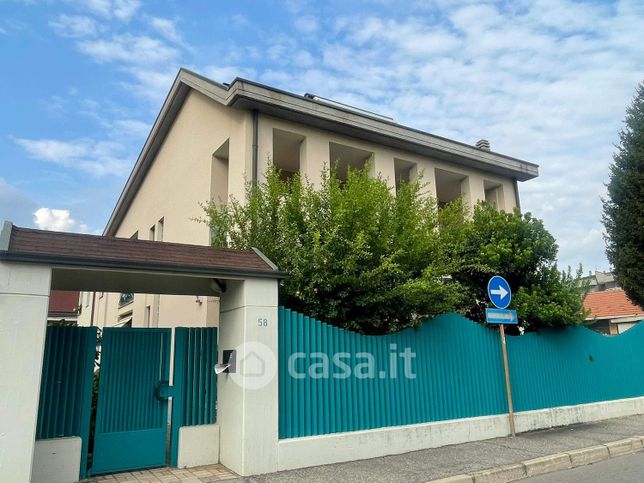 Appartamento in residenziale in Via San Carlo Borromeo 58